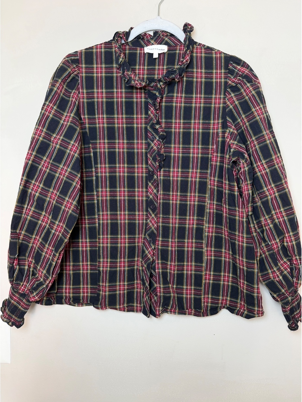 Entro Women's Plaid Ruffle Collar, Smocked Sleeve, Button Up Blouse. Size Medium